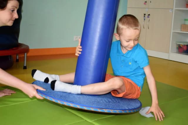 Sala sensoryczna w przedszkolu - jak wspiera rozwój dzieci? Sala sensoryczna w przedszkolu - jak wspiera rozwój dzieci?