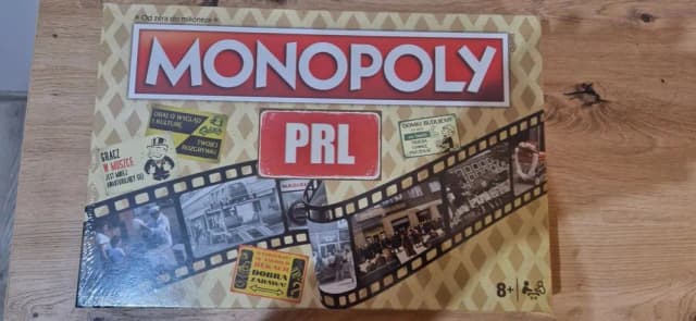 Nostalgiczne stare gry planszowe PRL, które pamiętasz z dzieciństwa Nostalgiczne stare gry planszowe PRL, które pamiętasz z dzieciństwa